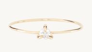 Belly's engagement ring in The Summer I Turned Pretty (Image via Catbird)